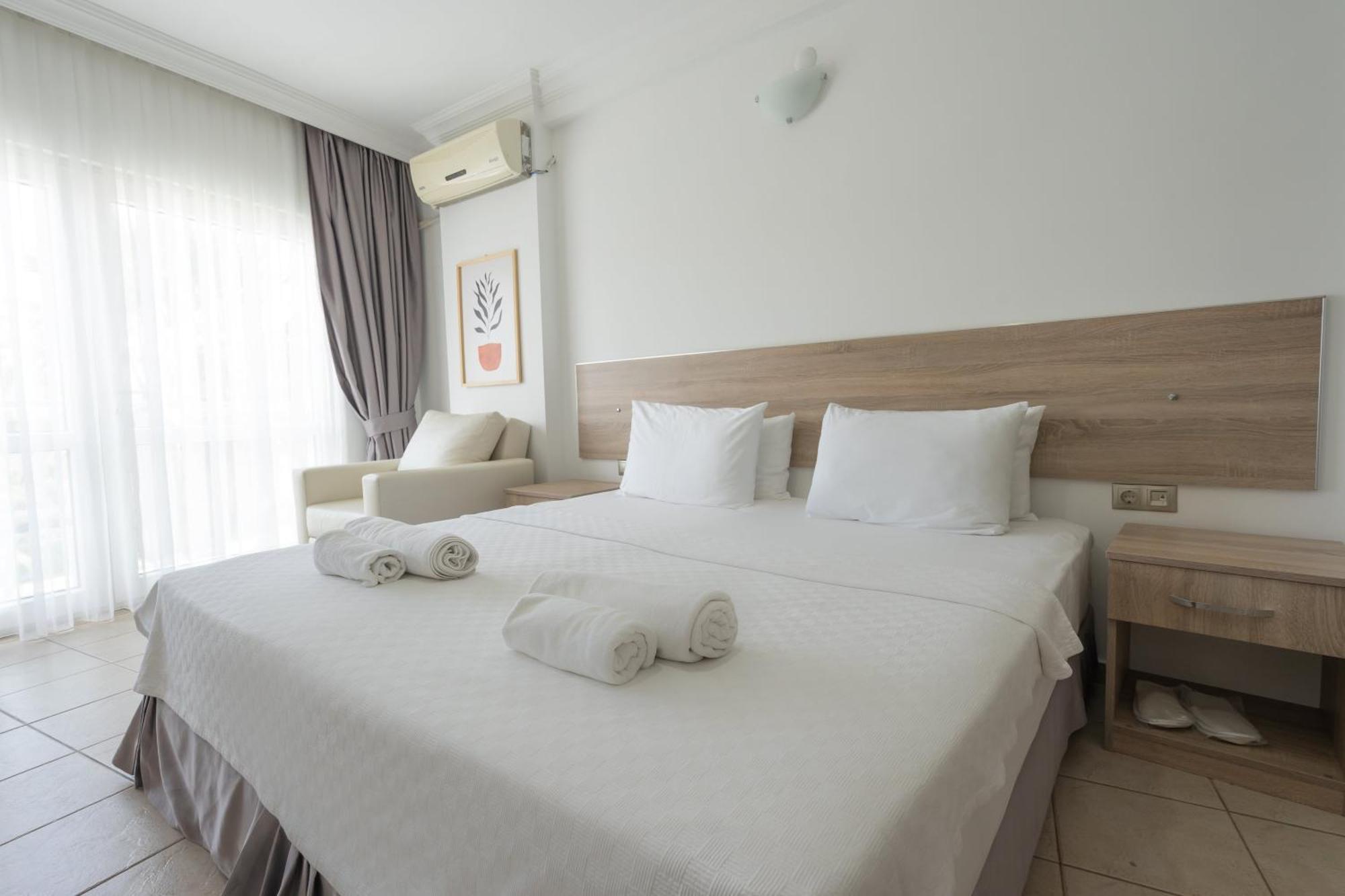 Badoka Boutique Hotel 马尔马里斯 外观 照片